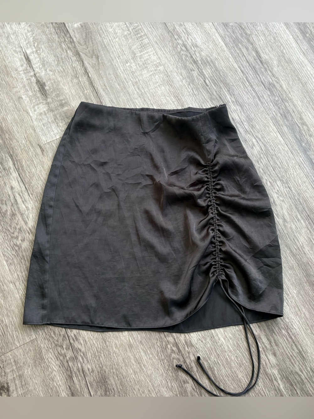 Women’s Aritzia Wilfred Skirt 2